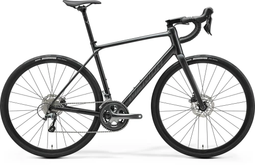 Rower Szosowy Merida SCULTURA ENDURANCE 300 SILK BLACK(DARK SILVER)